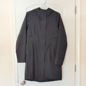 Lululemon Raincoat
